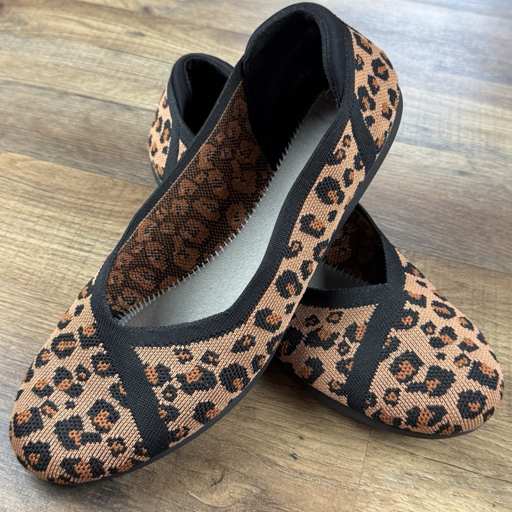Clarks Falts Womens Size 10 Ballet Animal Print Cloudsteppers CushionSoft Shoes